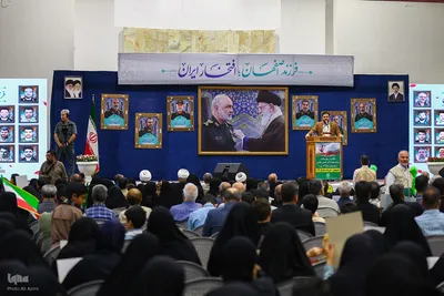 آیین گرامیداشت نخستین سالگرد شهادت سردار حسین سلامی در اصفهان