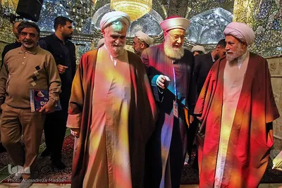 گلباران قبور شهدای حرم مطهر