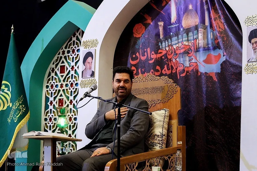Karatun Hamid Reza Ahmadiwafa aya ta 18 a cikin Surat Fath