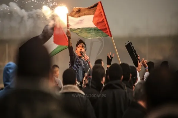 الغزيون يستعدون للمشاركة في جمعة 