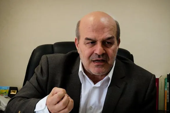اتوبوس خبرنگاران VIP بود / رئیس‌جمهور هم می‌آمد، از آن استفاده می‌شد!
