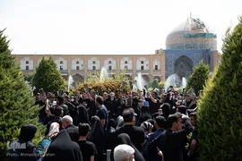 مراسم عزاداری عاشورای حسینی در میدان امام خمینی (ره) اصفهان