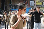 آیین «گل‌مالی» صبح عاشورا در فولادشهر اصفهان