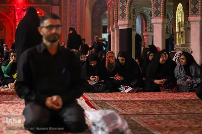 مراسم عزاداری شب شهادت امام رضا(ع) در حرم مطهر رضوی