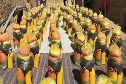 کندهار ولایت کې سولې غږ رسولو لپاره غریبو کورنیو سره خوراکی توکو مرسته وسول