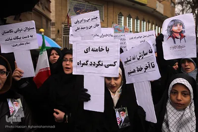کاروان قرآنی انقلاب در راهپیمایی یوم الله 22بهمن شاهرود