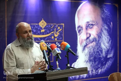 مسعود نجابتی؛ خوشنویس و گرافیست