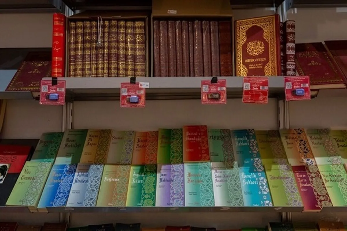 Gabatar da littafan addini da na kur'ani a cikin harshen kurame da makala a baje kolin Sharjah