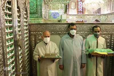 عطرافشانی حرم شاهچراغ(ع) در روز میلاد امام حسین(ع)‎‎