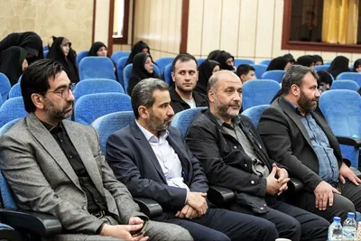 آیین تجلیل از شهدای جنگ تحمیلی دوم