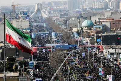 راهپیمایی ۲۲ بهمن "خیابان آزادی"