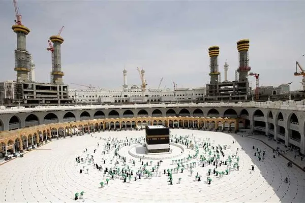 حدود 64 هزار زائر روزانه مناسک عمره را ادا می‌کنند