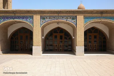 مسجد رحیم خان اصفهان؛ نگین فیروزه‌ای دوره قاجار