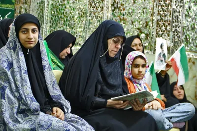 محفل انس با قرآن کریم در آستان مقدس حضرت علی ابن حمزه(ع)