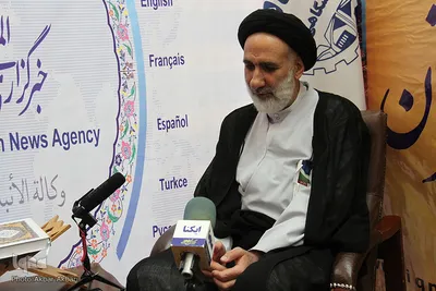 حجت الاسلام و المسلمین ابوالحسن فاطمی، امام جمعه موقت و مدیر حوزه علمیه برادران شهرکرد 