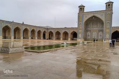 بارش رحمت الهی بر گلدسته های مسجد تاریخی وکیل شیراز‎‎
