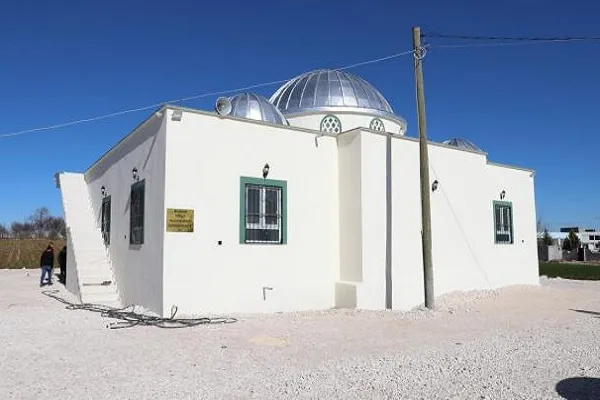 Şanlıurfa'da yapımı tamamlanan cami hizmete açıldı