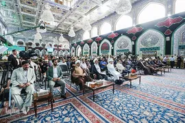 رقابت شرکت کنندگان در روز پایانی مسابقات قرآن کربلا