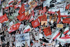 گل‌خاک شهیدان؛ ۸سال حماسه