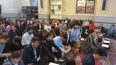جلسه قرآن محمد کاکاوند مدرس و قاری قرآن کریم