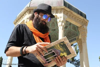 مزار حافظ شیرازی