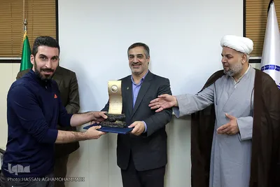 تقدیر از ابوذر چراغی عکاس خبرگزاری ایکنا