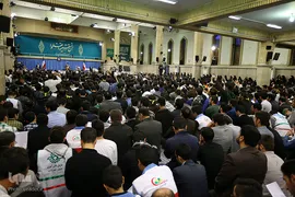 دیدار دانش‌آموزان و دانشجویان با رهبر انقلاب