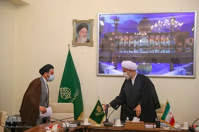 دیدار مدیر کل اوقاف با نماینده رهبر معظم انقلاب در فارس