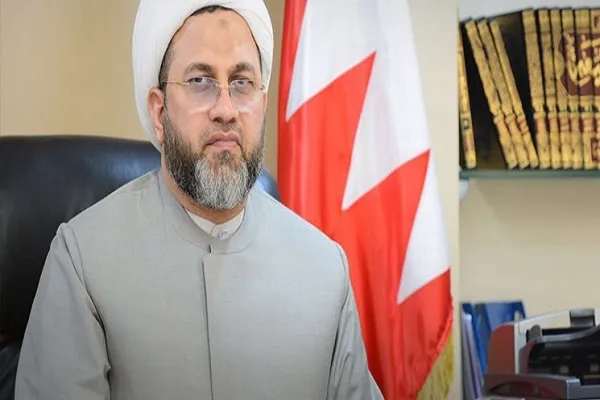 پادشاه بحرین، رئیس اوقاف شیعیان این کشور را برکنار کرد