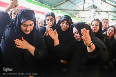 مراسم تشییع و به خاکسپاری دو شهید سرافراز ارتش در اهواز عکاس محمد محمدعلی پور