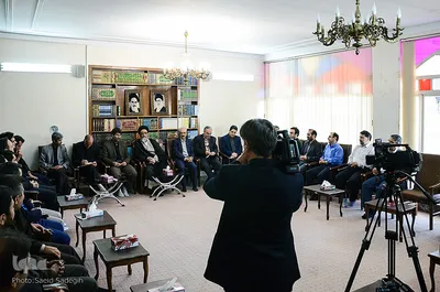 دیدار جمعی از جهادگران دانشگاهی با نماینده ولی فقیه
