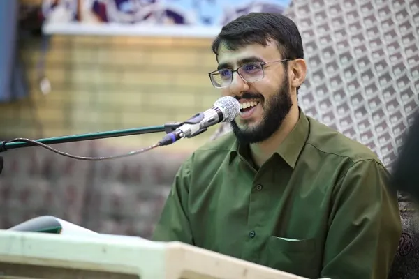 افتتاحیه جلسه قرآن «محمود نوروزی» در مسجد بنی فاطمه + عکس