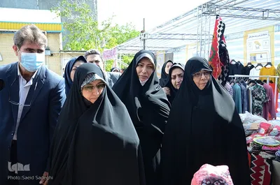 بازدید معاون رئیس جمهور در امور زنان و خانواده از نمایشگاه طرح ملی توسعه مشاغل خانگی‎‎