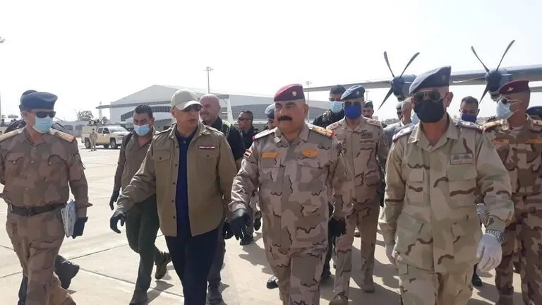 «الکاظمی» از مقر حشد الشعبی در کرکوک بازدید کرد+عکس