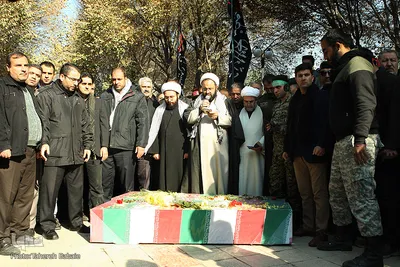 تشییع پیکر دو شهید گمنام در نعمت آباد تهران