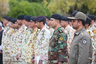رزمایش دیدار با ۳۰۰ خانواده شهید شهر شیراز در یک روز