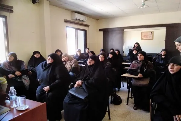 بالصور...معهد السيدة 