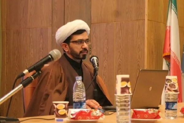 د ښځو فتوا ورکول له دیني تعلیماتو سره  منافات نلري