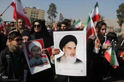 راهپیمایی شیرازی ها بر علیه اغتشاشگران