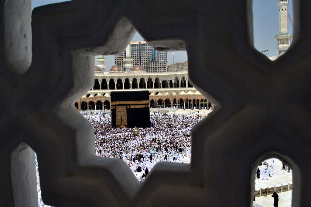 نگاهی به آداب و اخلاق در سفر حج تمتع