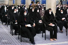 دیدار نخبگان و استعدادهای برتر تحصیلی با رهبری