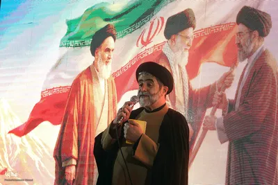 تجمع دانشگاهیان در چهلمین روز شهادت رهبر فرزانه