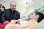 عیادت استاندار آذربایجان شرقی از مجروحان جنگ رمضان