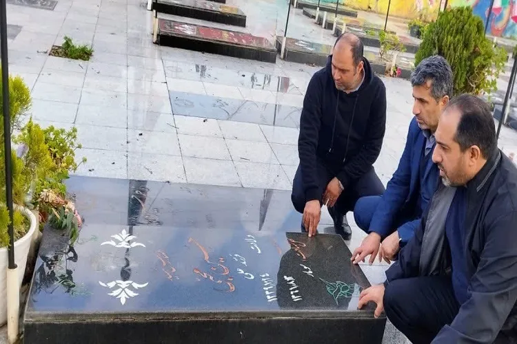 ادای احترام جهادگران سازمان جهاددانشگاهی گیلان به شهدای دانشجو