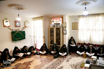 مراسم جز خوانی قرآن کریم توسط بانوان در قزوین