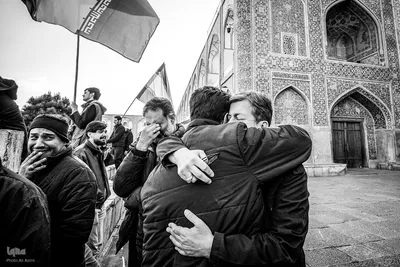تجمع سوگواران امام خامنه‌ای در میدان امام اصفهان