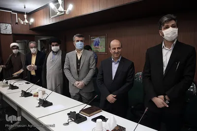 نشست هم اندیشی مقابله با کرونای جامعه قرآنی در مجتمع بیمارستانی امام خمینی(ره)