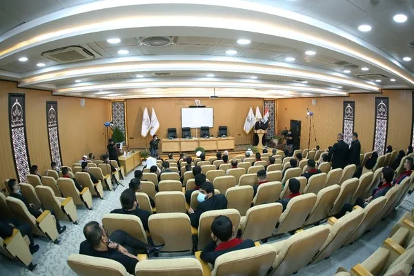 مسابقات قرآن تیمی دانشجویان عراقی برگزار شد + عکس