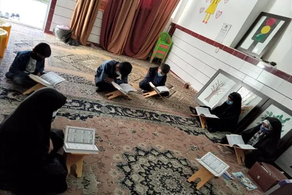 کلاس‌های آموزشی حفظ قرآن در عنبرآباد برگزار می‌شود