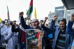 تجمع اعتراضی کادر درمان دانشگاه علوم پزشکی تبریز